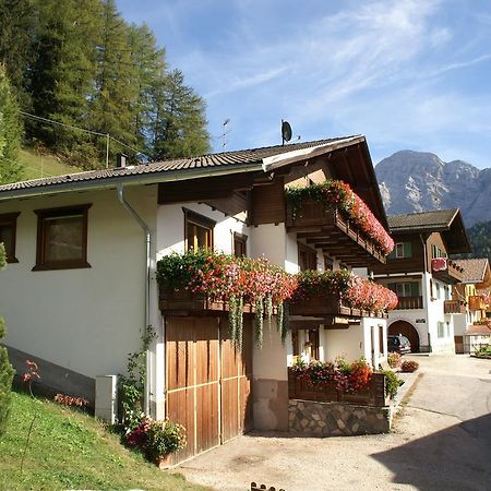 Ciasa Complojer Apartment La Valle Exterior photo