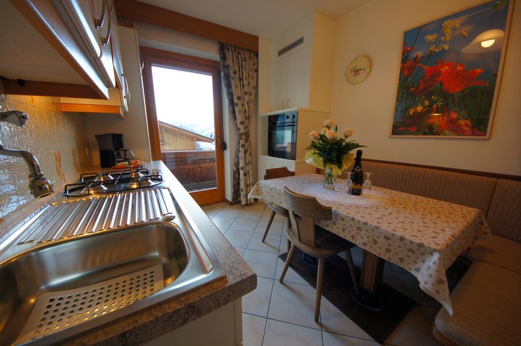 Ciasa Complojer Apartment La Valle Exterior photo
